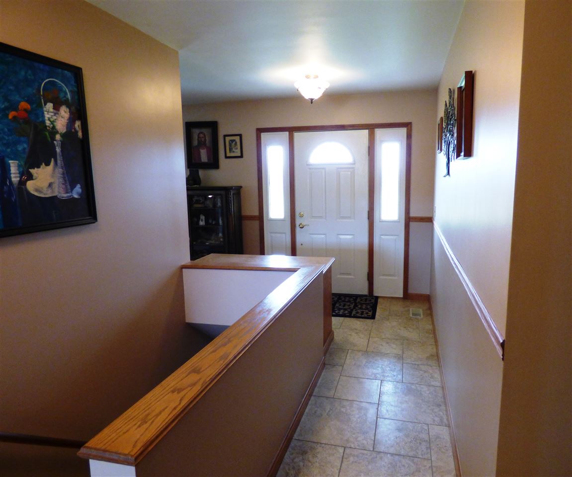 1566 Red Brush Road Newburgh, IN 47630 - Photo 9 of 35 Gallery Image 9