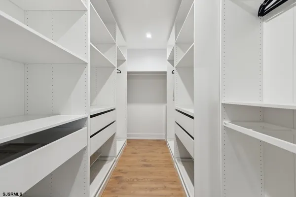 $30,000 | 9412 Ventnor Avenue, Unit 3, Margate City, NJ 08402