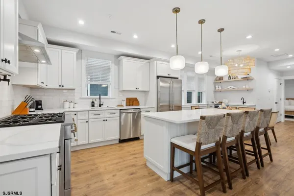 $30,000 | 9412 Ventnor Avenue, Unit 3, Margate City, NJ 08402