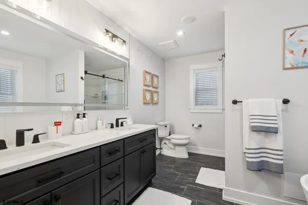 $30,000 | 9412 Ventnor Avenue, Unit 3, Margate City, NJ 08402