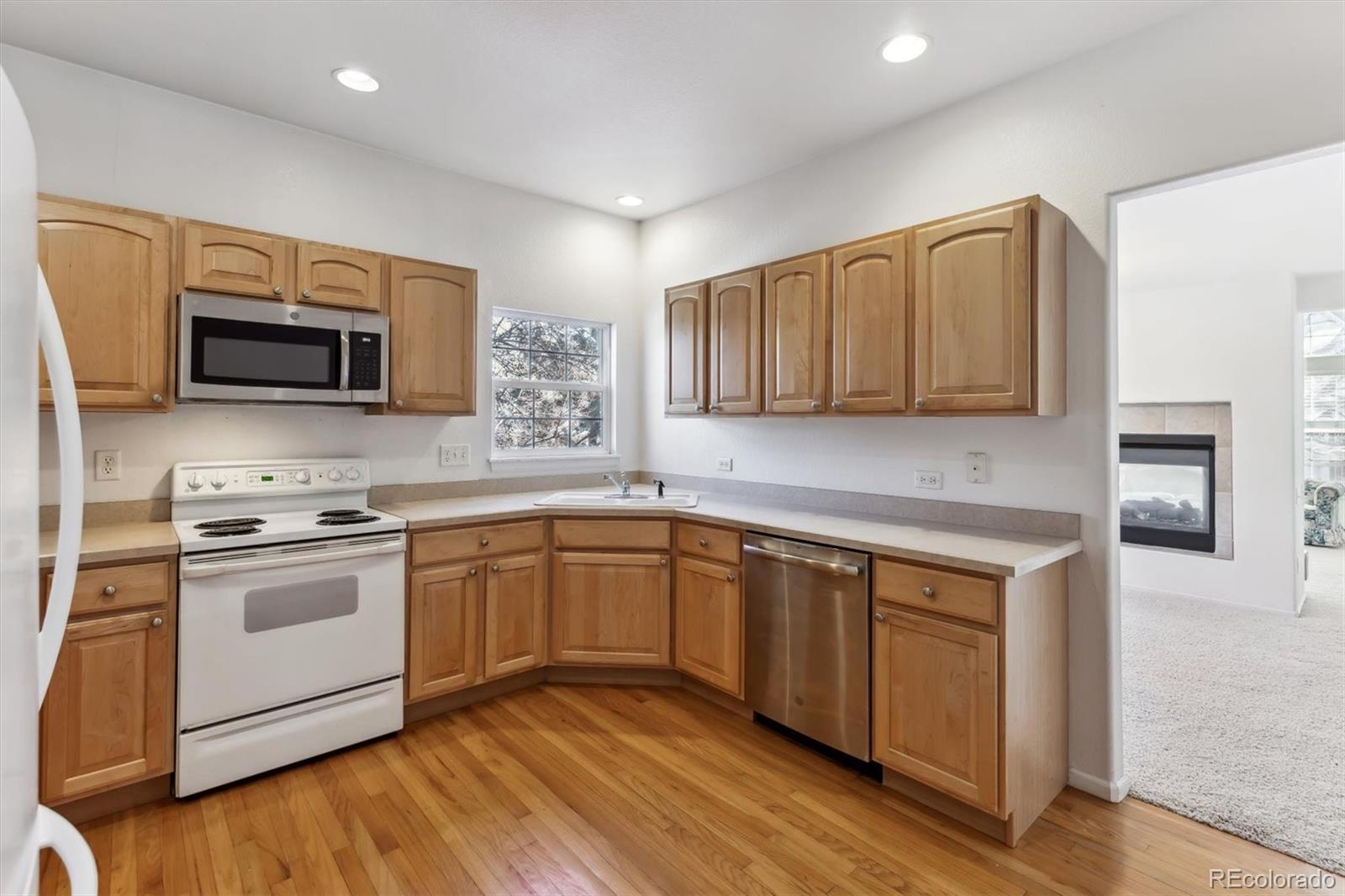 6415 Trailhead Road Highlands Ranch, CO 80130 - Photo 11 of 25