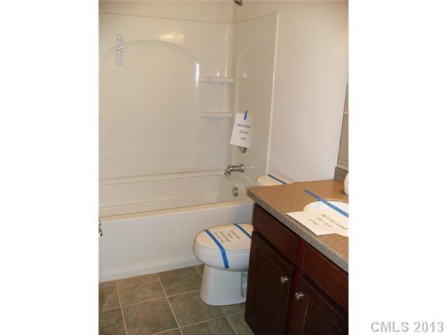 578 6th Baxter Crossing, Unit 578 Fort Mill, SC 29708 - Photo 7 of 16