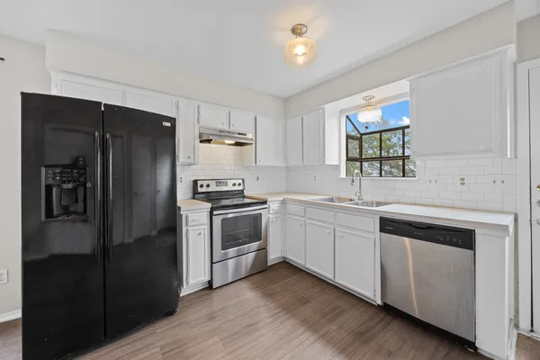 $1,500 | 6904 Rifle Bend, Unit A, Austin, TX 78736