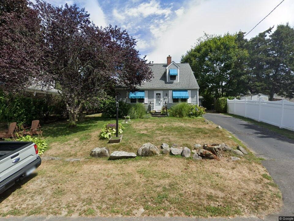 56 Bayberry Road Narragansett, RI 02882 - Photo 1 of 7