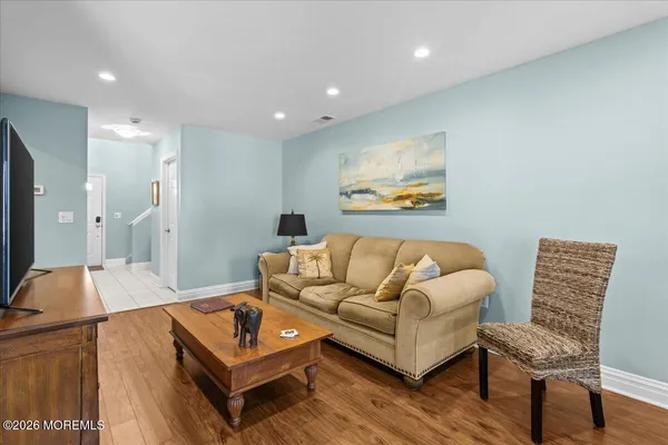 $3,800 | 26 Bayview Court, Long Branch, NJ 07740