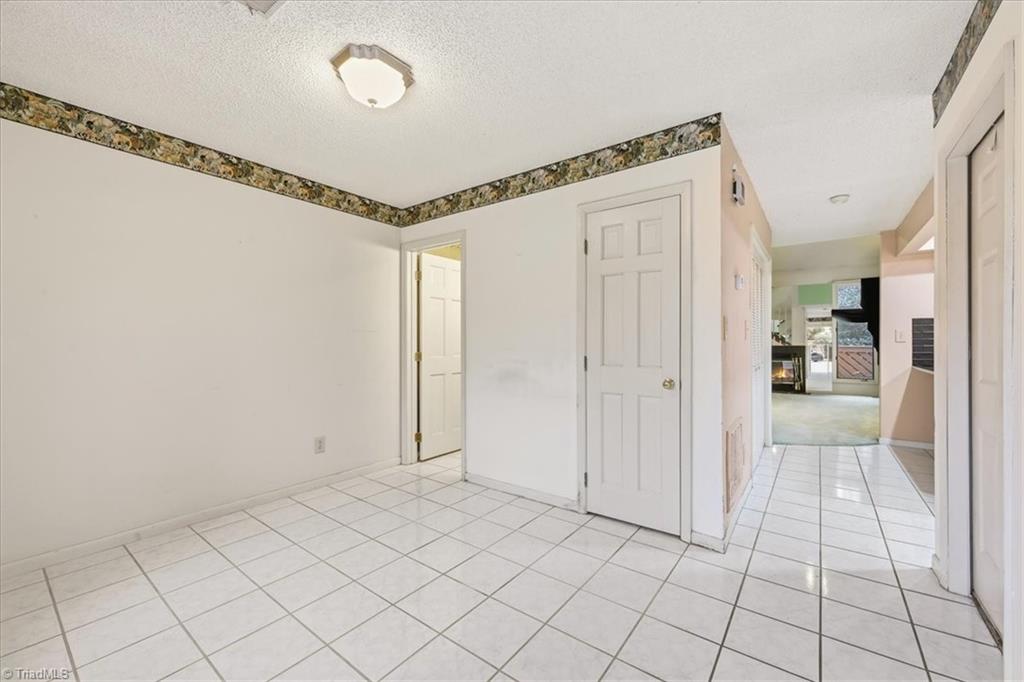 210 College Road, Unit 303 Greensboro, NC 27410 - Photo 12 of 29