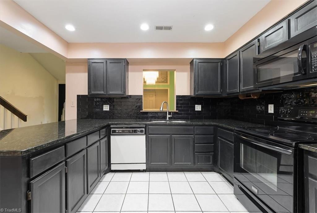 210 College Road, Unit 303 Greensboro, NC 27410 - Photo 15 of 29