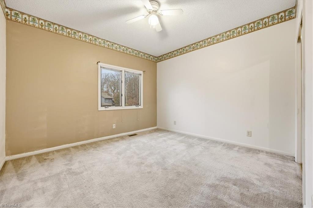 210 College Road, Unit 303 Greensboro, NC 27410 - Photo 18 of 29