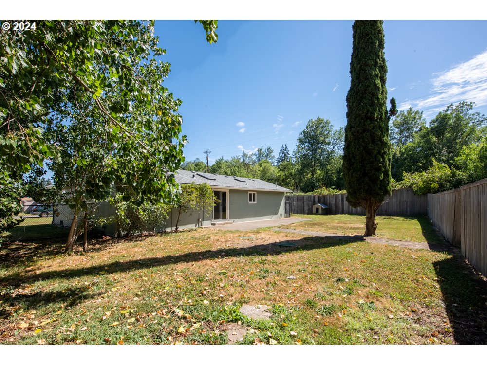 29850 Jarding Road Eugene, OR 97405 - Photo 36 of 45 Gallery Image 36