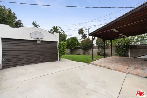 $949,000 | 2943 Chesapeake Avenue, Los Angeles, CA 90016