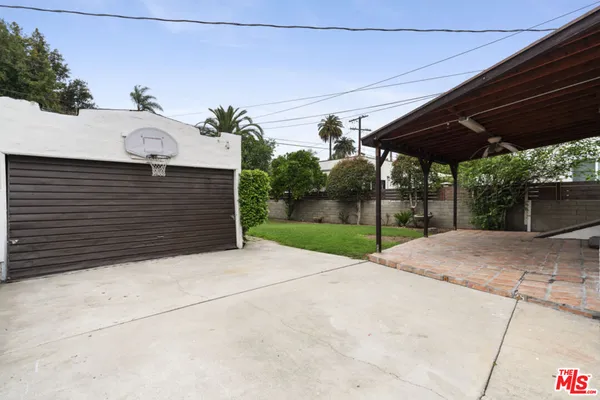 $949,000 | 2943 Chesapeake Avenue, Los Angeles, CA 90016