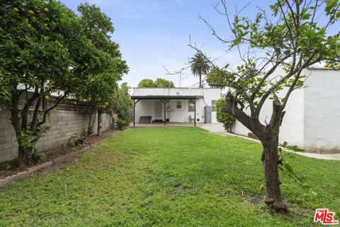 $949,000 | 2943 Chesapeake Avenue, Los Angeles, CA 90016