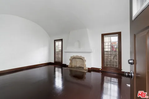 $949,000 | 2943 Chesapeake Avenue, Los Angeles, CA 90016