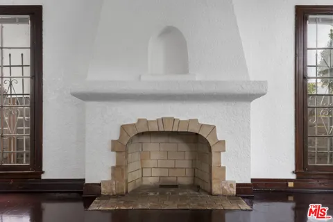 $949,000 | 2943 Chesapeake Avenue, Los Angeles, CA 90016