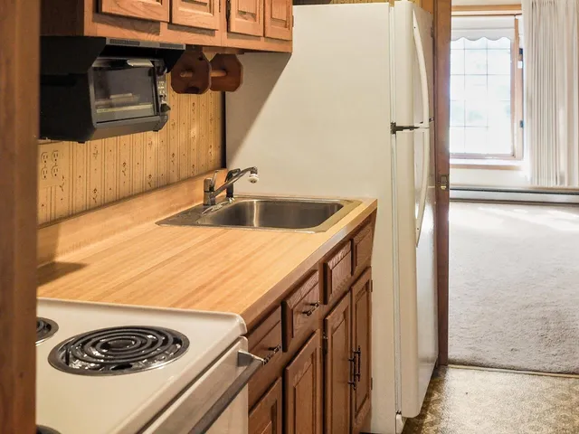 $440,000 | 49 Marshall Drive, Burlington, VT 05408