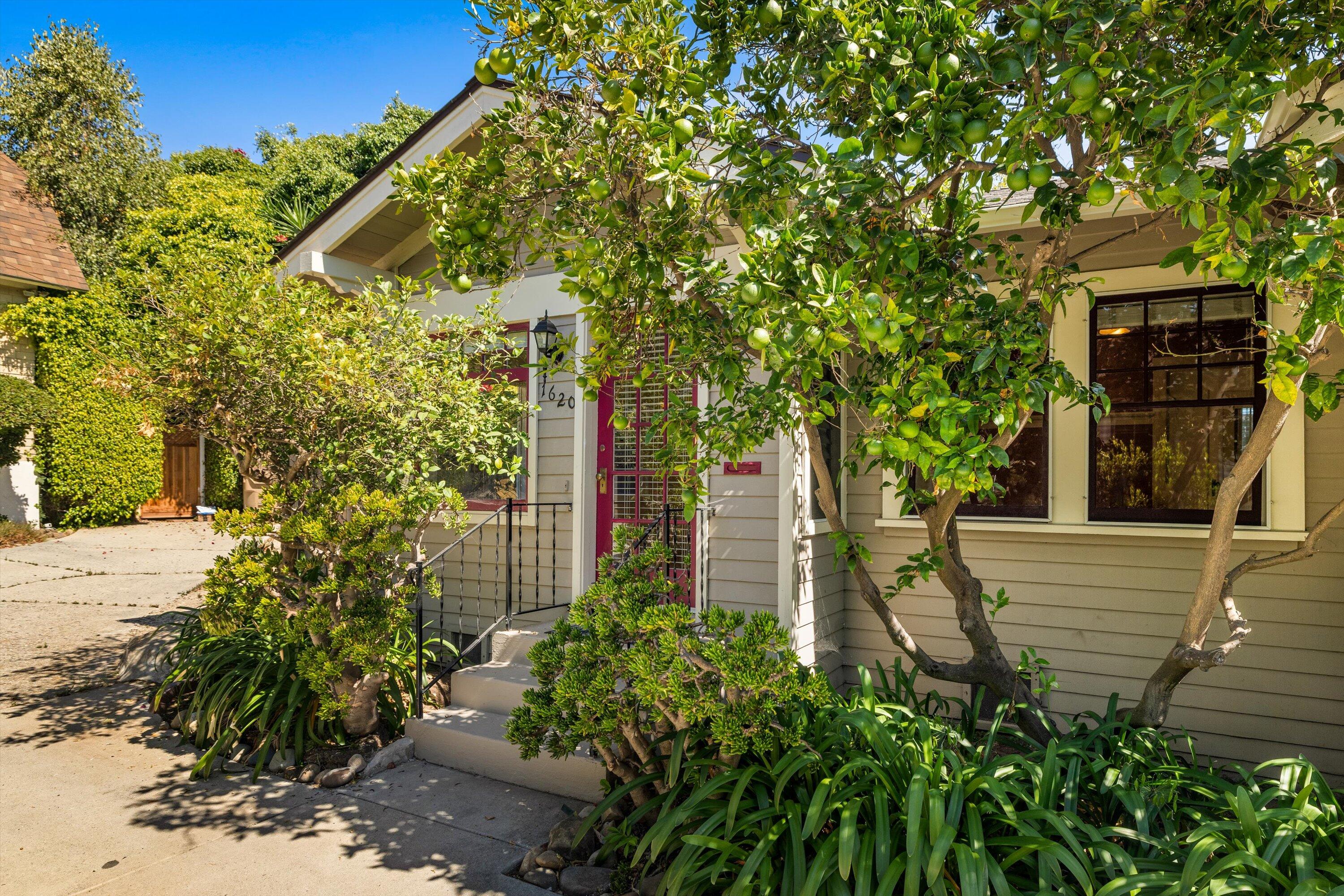 1620 De La Vina Street Santa Barbara, CA 93101 - Photo 2 of 46 a picture of trees