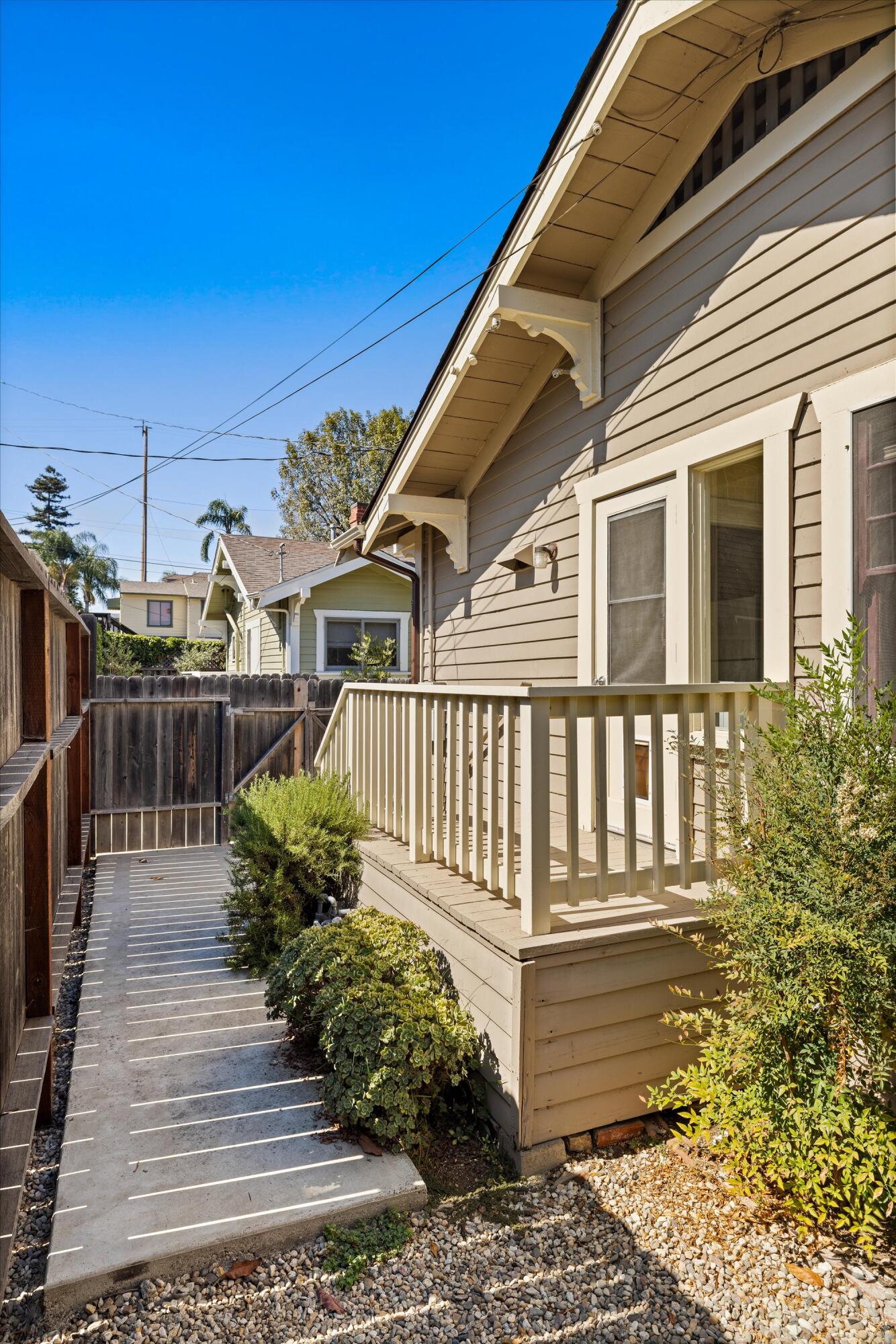 1620 De La Vina Street Santa Barbara, CA 93101 - Photo 38 of 46 a view of a house with a small yard
