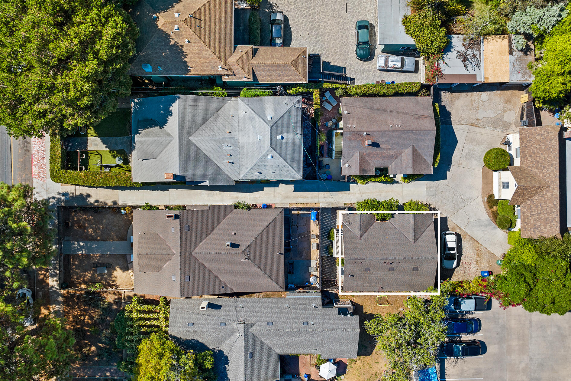 1620 De La Vina Street Santa Barbara, CA 93101 - Photo 41 of 46 an aerial view of residential houses with outdoor space