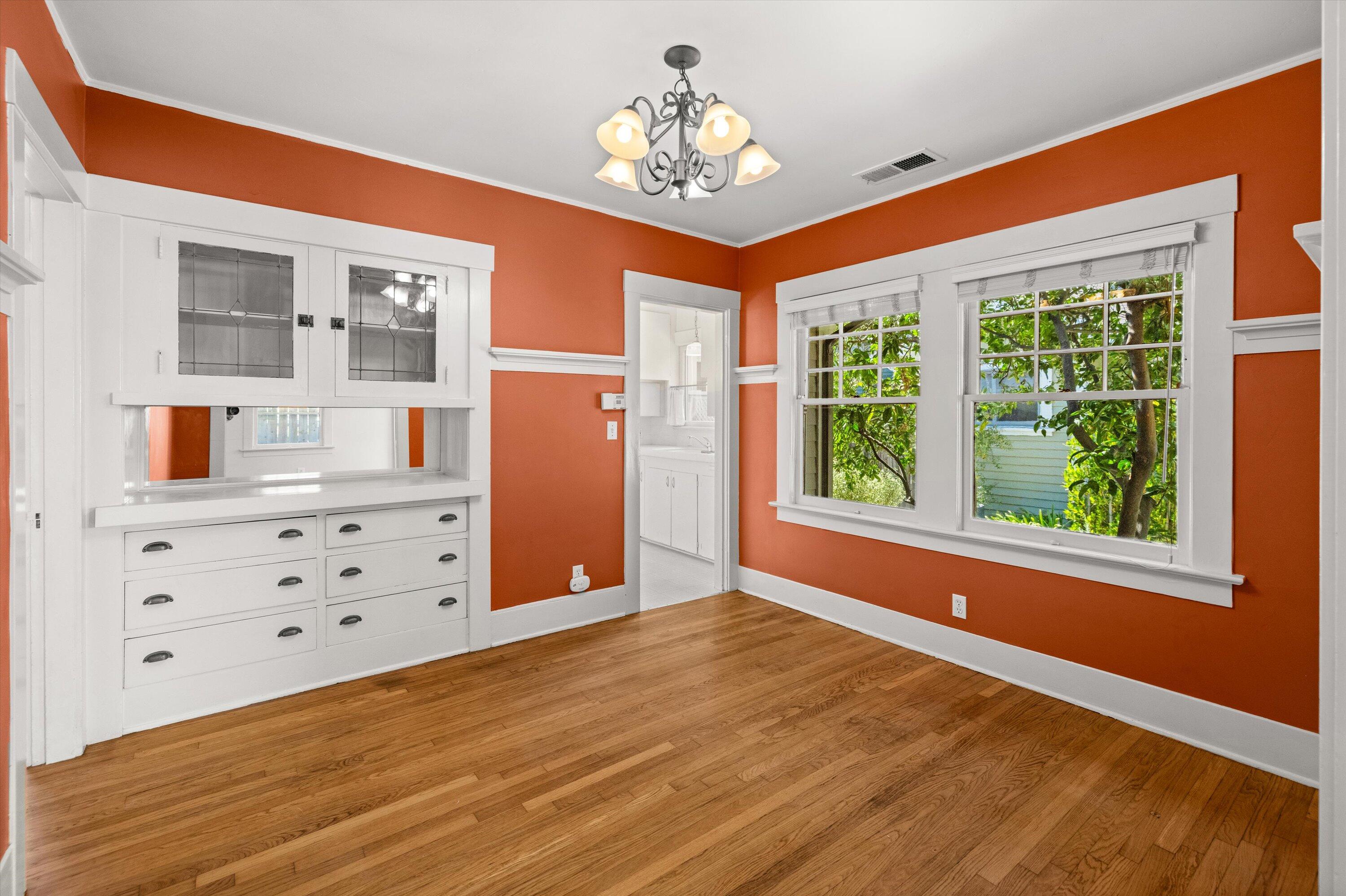 1620 De La Vina Street Santa Barbara, CA 93101 - Photo 9 of 46 a view of an empty room with a window