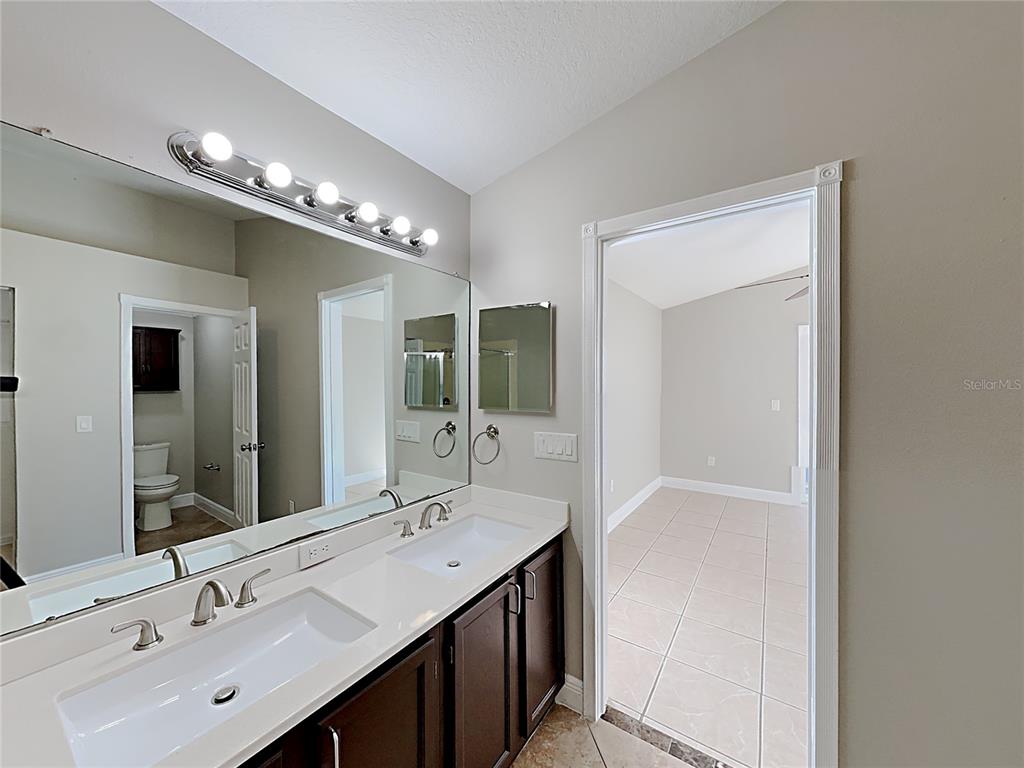 11958 Lark Song Loop Riverview, FL 33579 - Photo 12 of 20