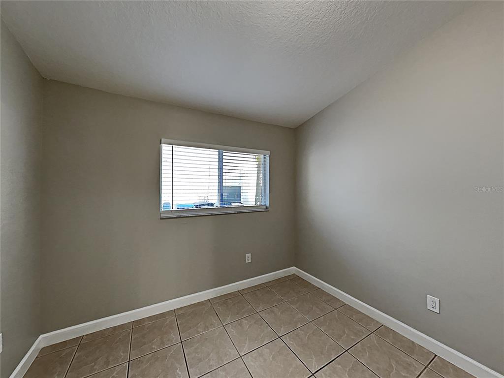 11958 Lark Song Loop Riverview, FL 33579 - Photo 15 of 20