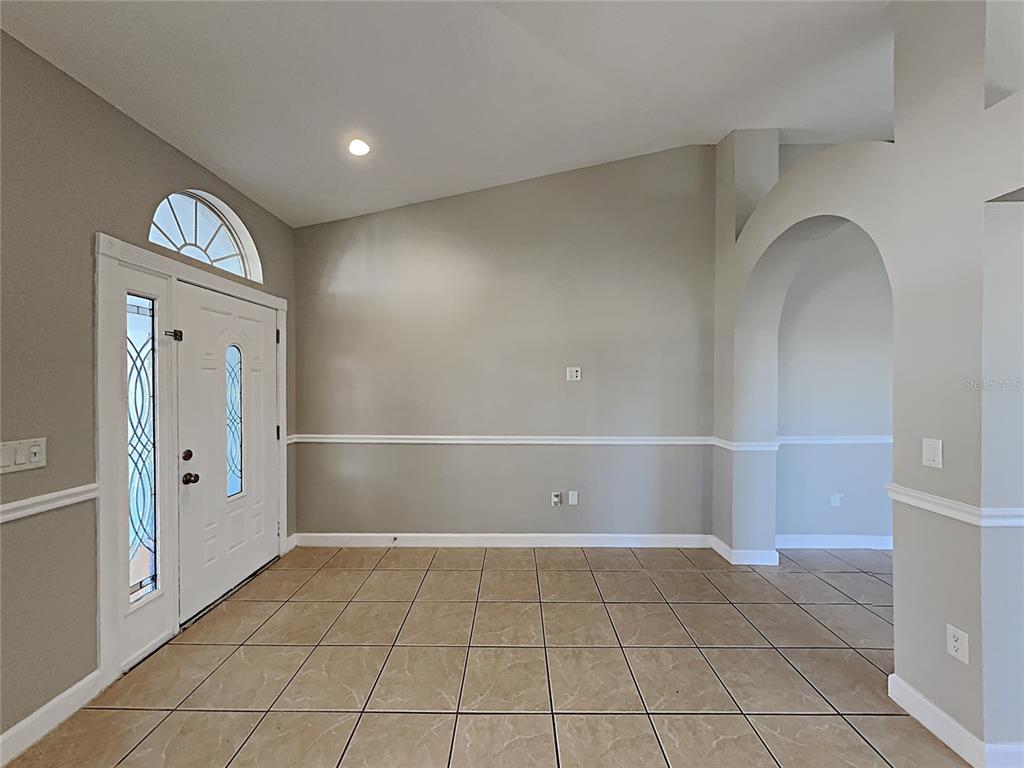 11958 Lark Song Loop Riverview, FL 33579 - Photo 2 of 20