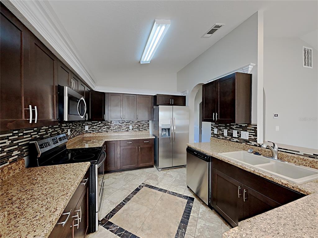 11958 Lark Song Loop Riverview, FL 33579 - Photo 9 of 20