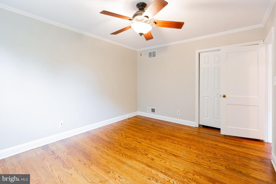 266 Blakeney Road Baltimore, MD 21228 - Photo 19 of 35 Gallery Image 19