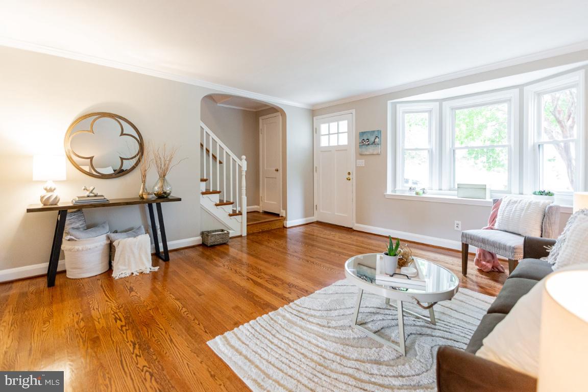 266 Blakeney Road Baltimore, MD 21228 - Photo 6 of 35 Gallery Image 6