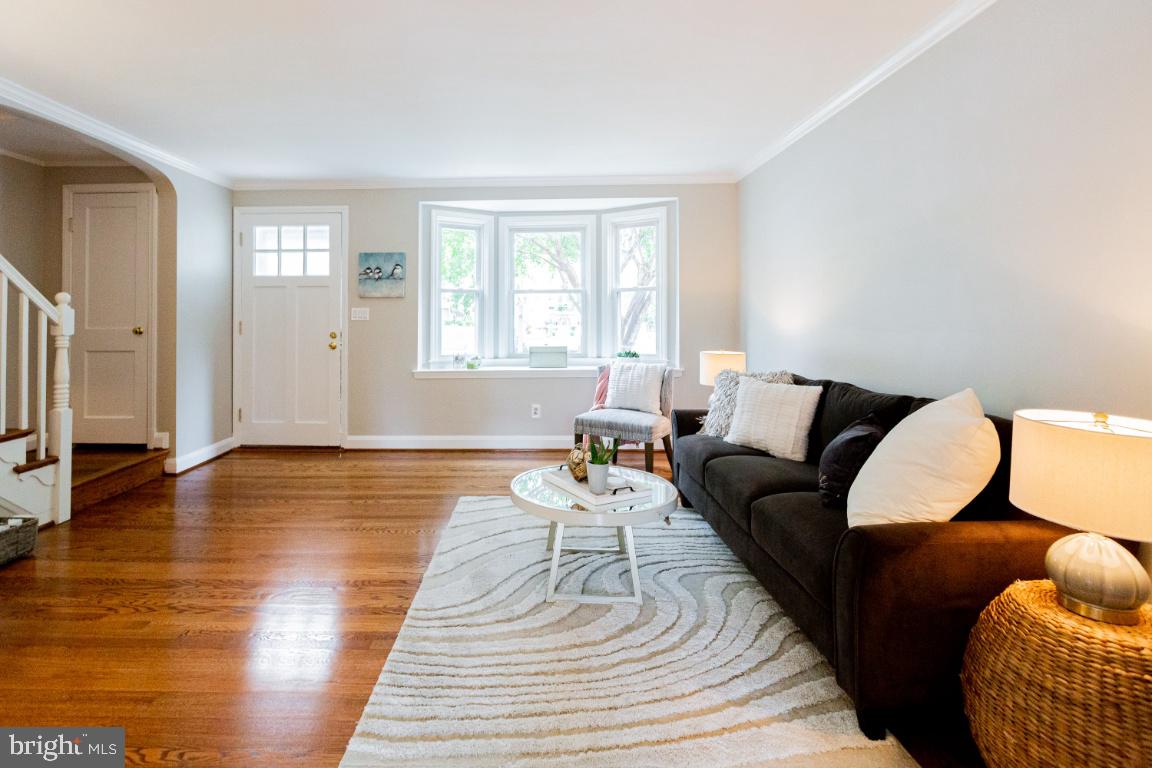 266 Blakeney Road Baltimore, MD 21228 - Photo 7 of 35 Gallery Image 7