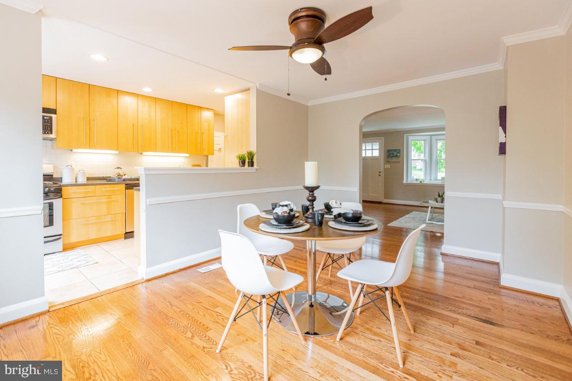266 Blakeney Road Baltimore, MD 21228 - Photo 10 of 35 Gallery Image 10