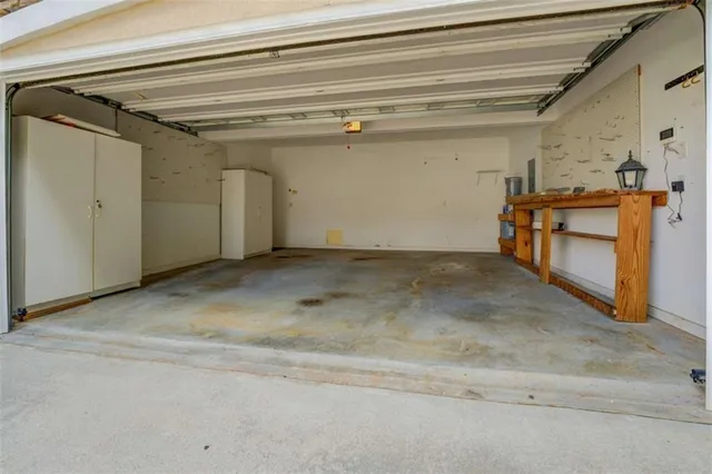 a view of a garage