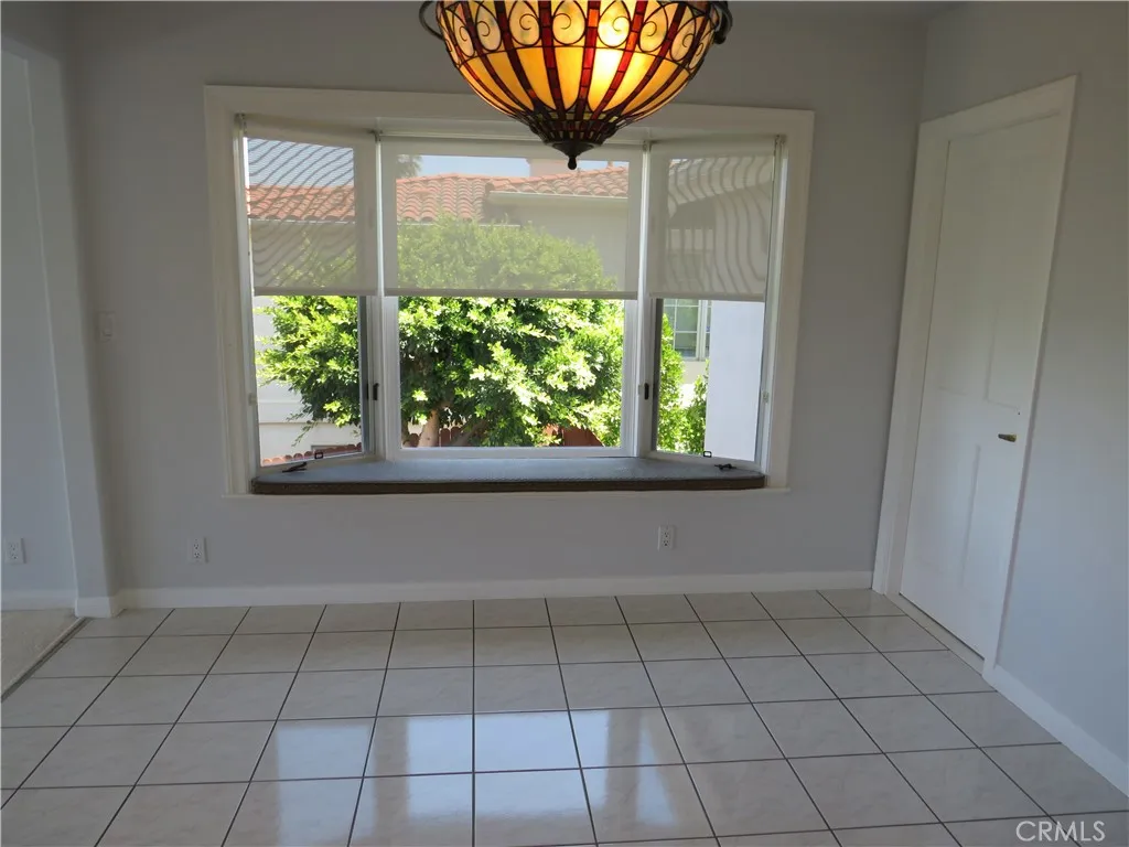2507 Sunnyside Ridge Road Rancho Palos Verdes, CA 90275 - Photo 6 of 28 a view of an empty room with a window