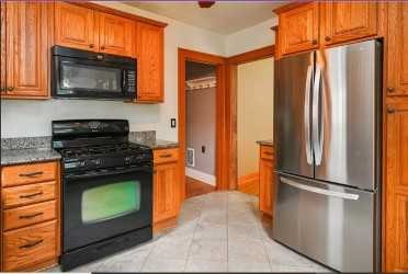 236 Barry Road Irondequoit, NY 14617 - Photo 5 of 19 Gallery Image 5