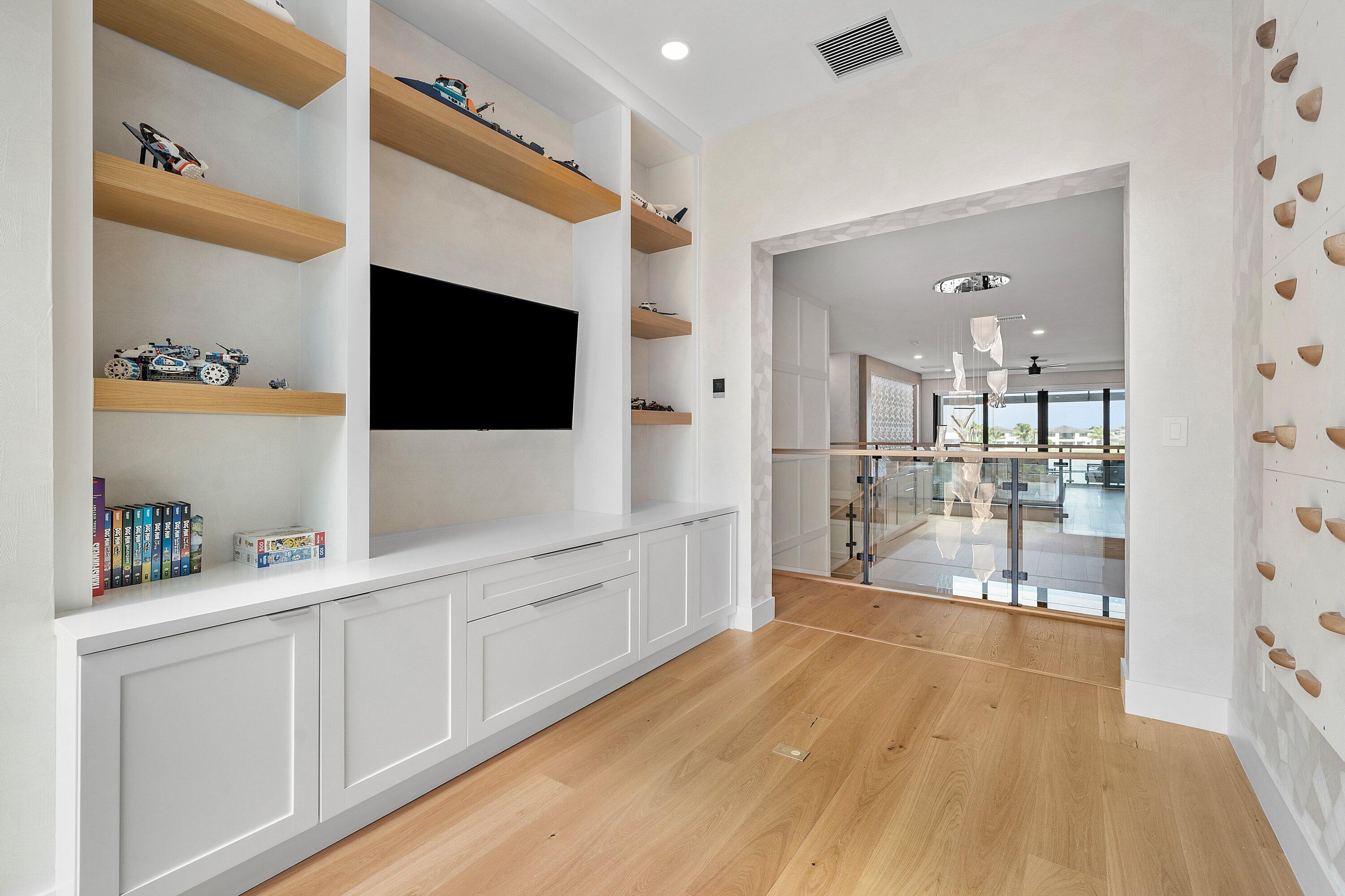 17051 Five Waters Avenue Boca Raton, FL 33496 - Photo 30 of 75 043-17051FiveWatersAvenue-BocaRaton-FL-3