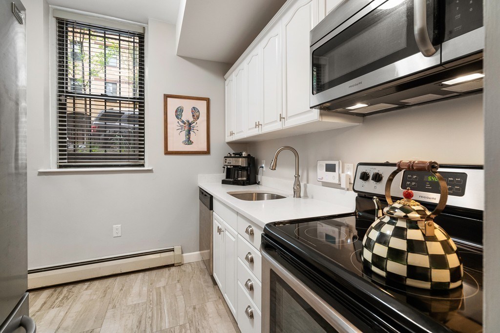 40 St Botolph Street, Unit B2 Boston, MA 02116 - Photo 6 of 10