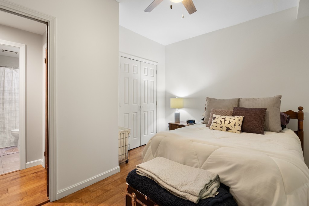 40 St Botolph Street, Unit B2 Boston, MA 02116 - Photo 7 of 10