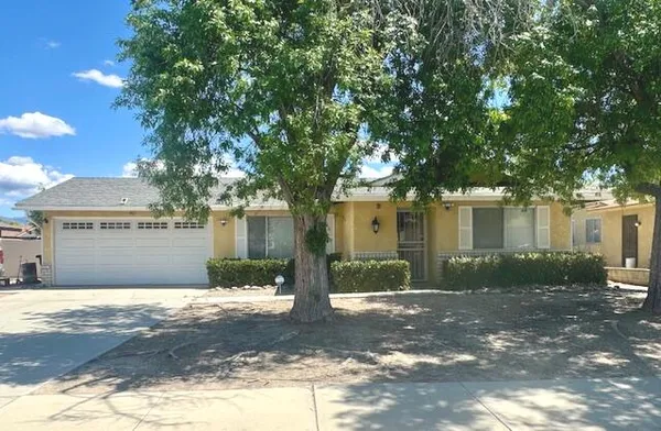 $380,000 | 528 North Girard Street, Hemet, CA 92544