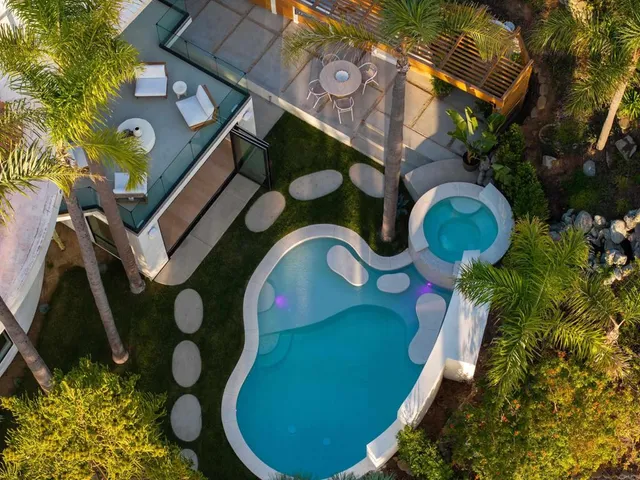 an aerial view of a fireplace