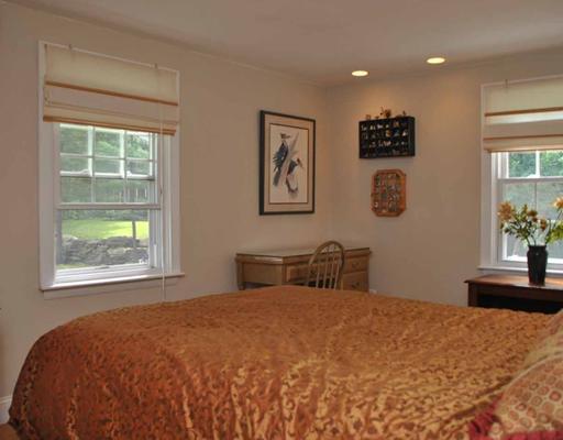 11 Robinhood Road Cape Elizabeth, ME 04107 - Photo 18 of 22 Bedroom.
