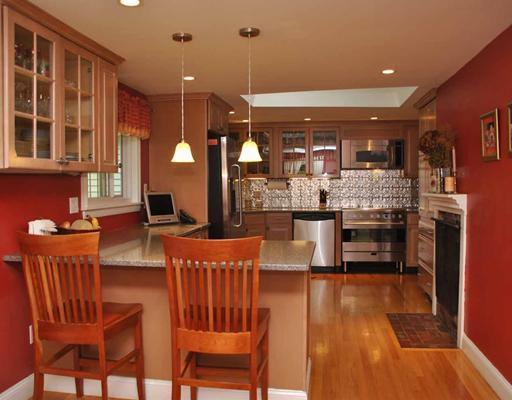 11 Robinhood Road Cape Elizabeth, ME 04107 - Photo 6 of 22 Kitchen.