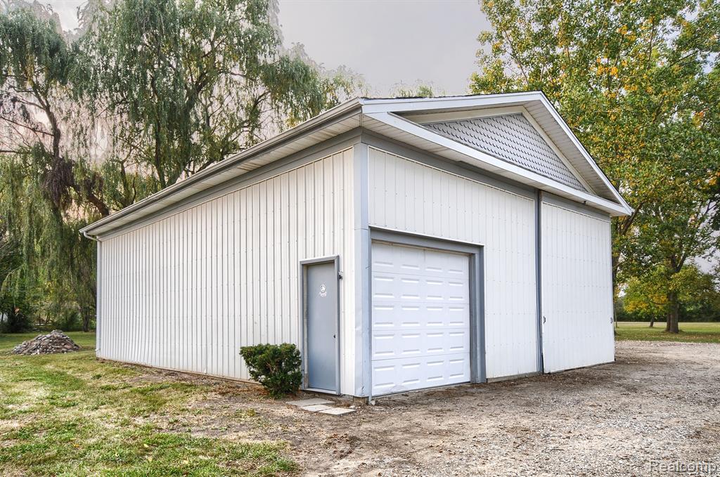 16151 27 Mile Road Ray, MI 48096 - Photo 4 of 76