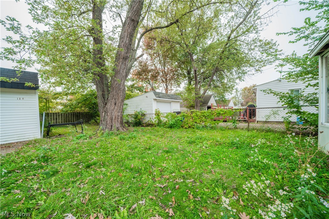 18513 Homeway Road Cleveland, OH 44135 - Photo 33 of 34 Gallery Image 33