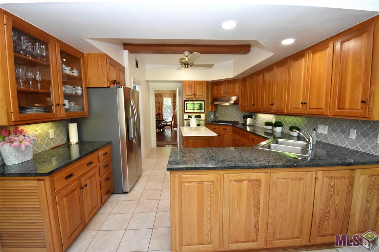 1707 Applewood Road Baton Rouge, LA 70808 - Photo 15 of 38 Gallery Image 15