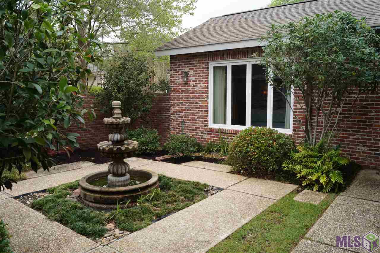 1707 Applewood Road Baton Rouge, LA 70808 - Photo 18 of 38 Courtyard