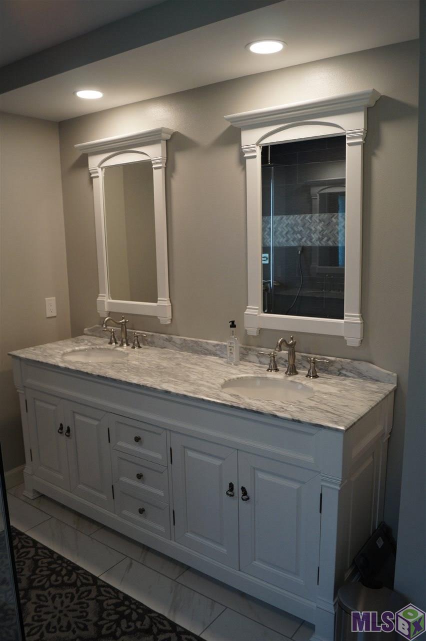 1707 Applewood Road Baton Rouge, LA 70808 - Photo 26 of 38 Master Bath