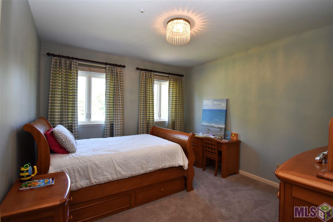 1707 Applewood Road Baton Rouge, LA 70808 - Photo 28 of 38 Upstairs Bedroom #3