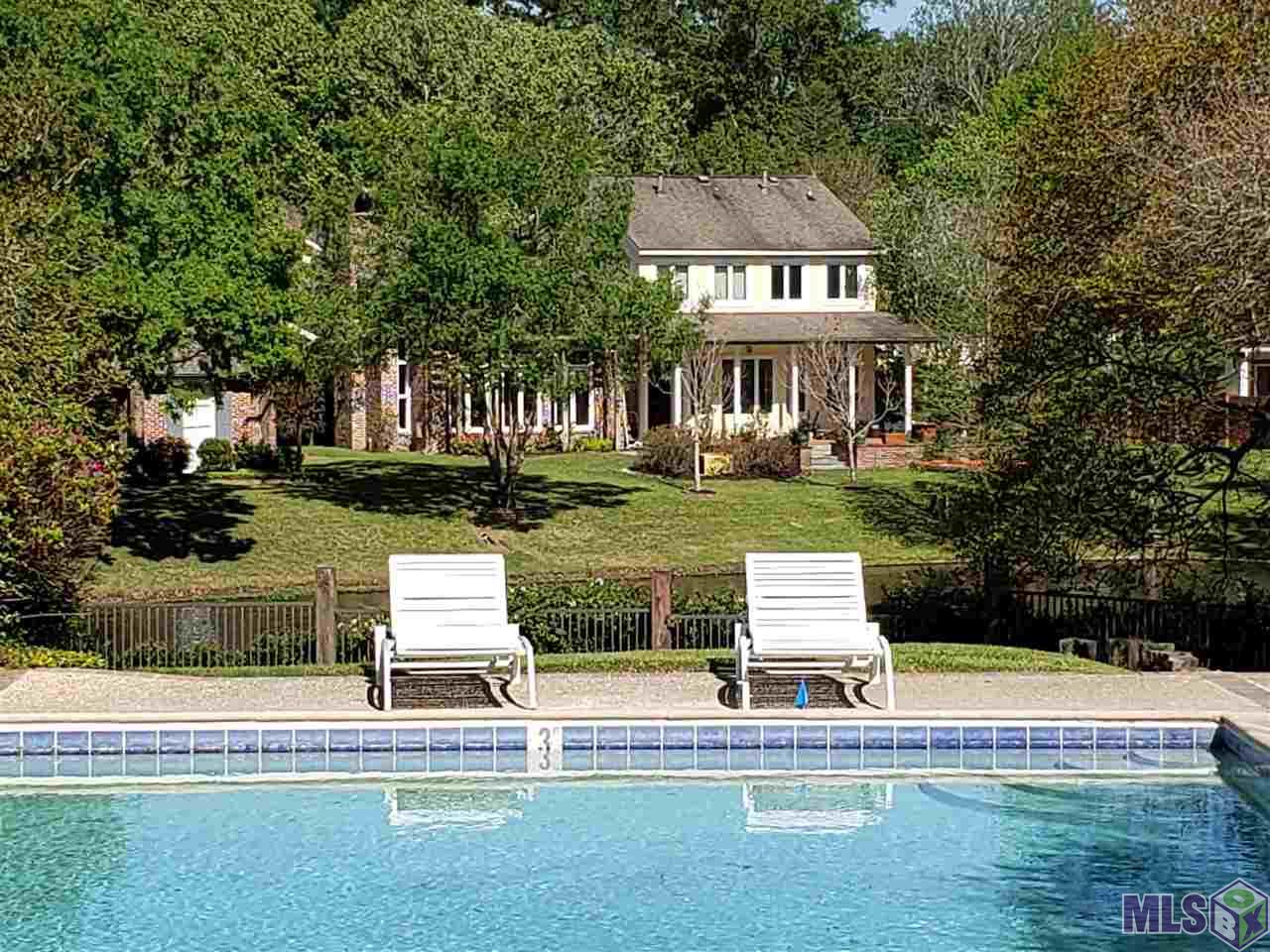 1707 Applewood Road Baton Rouge, LA 70808 - Photo 33 of 38 Community Pool