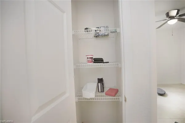 $1,800 | 4635 Bayshore Drive, Unit P7, Naples, FL 34112