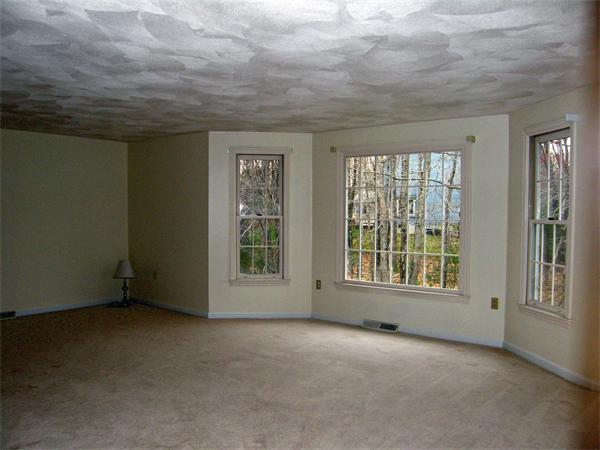59 Jefferson Road Franklin, MA 02038 - Photo 4 of 29 Gallery Image 4